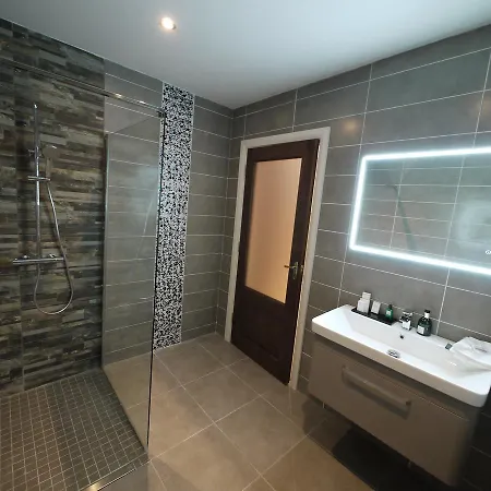 Panzió The Carriage At Beechpark House Bunratty