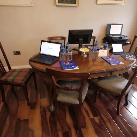 The Carriage At Beechpark House Panzió Bunratty