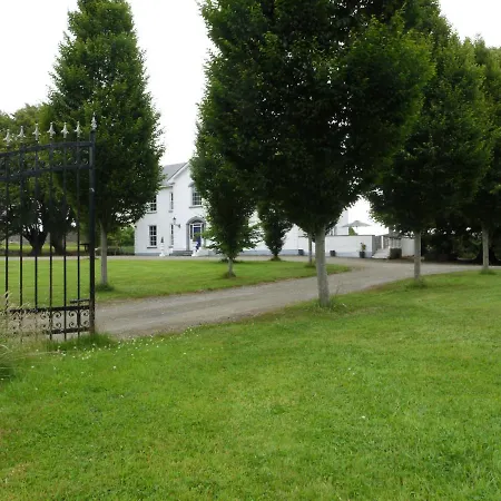 The Carriage At Beechpark House 4*