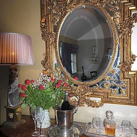 The Carriage At Beechpark House Bunratty