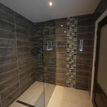 The Carriage At Beechpark House B&B